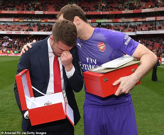 阿森纳内部会议纪要流出——关键时刻内部沟通，社区盾使命明确，球队文化再被提及的简单介绍-爱游戏入口