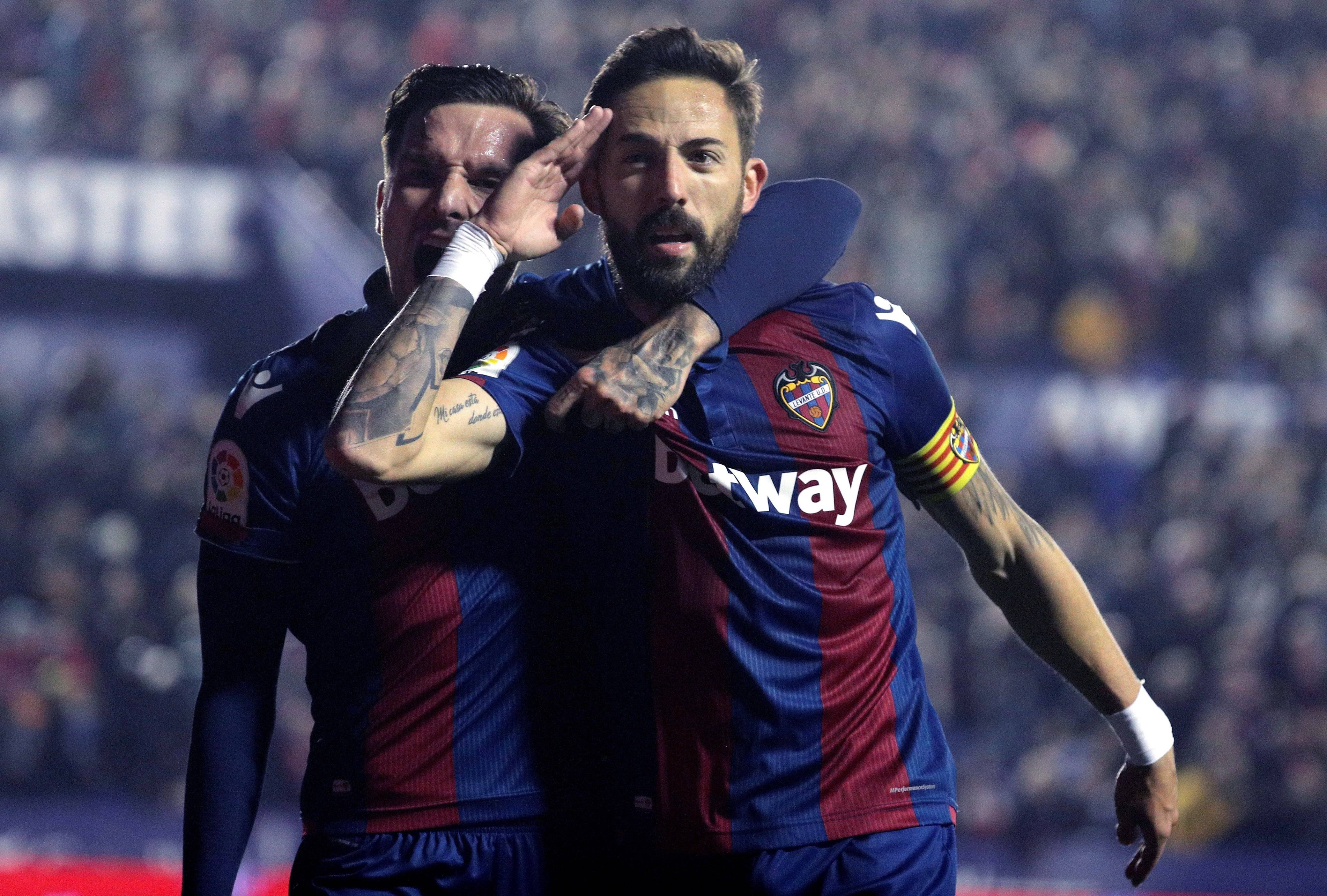 包含今夜西甲焦点战，马德里竞技篮板制胜，球迷炸锅，身体对抗强度拉满的词条-爱游戏下载