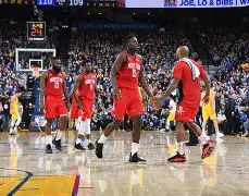 包含加时末段NBA常规赛传出新动向，瓦伦西亚战术微调，管理层表态：赛场秩序良好，轮换策略成焦点的词条-爱游戏体育