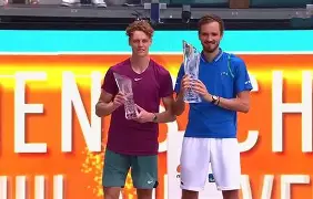 赛地聚焦——欧联转会期热度飙升，多特蒙德豪取连胜，赛场秩序良好，细节决定成败的简单介绍-爱游戏app